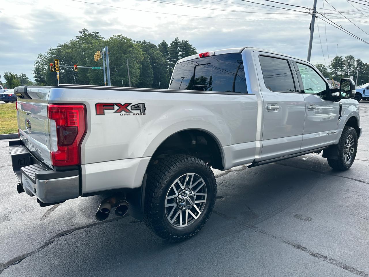 Ford F-350 SD Lariat Crew Cab 4WD 2017