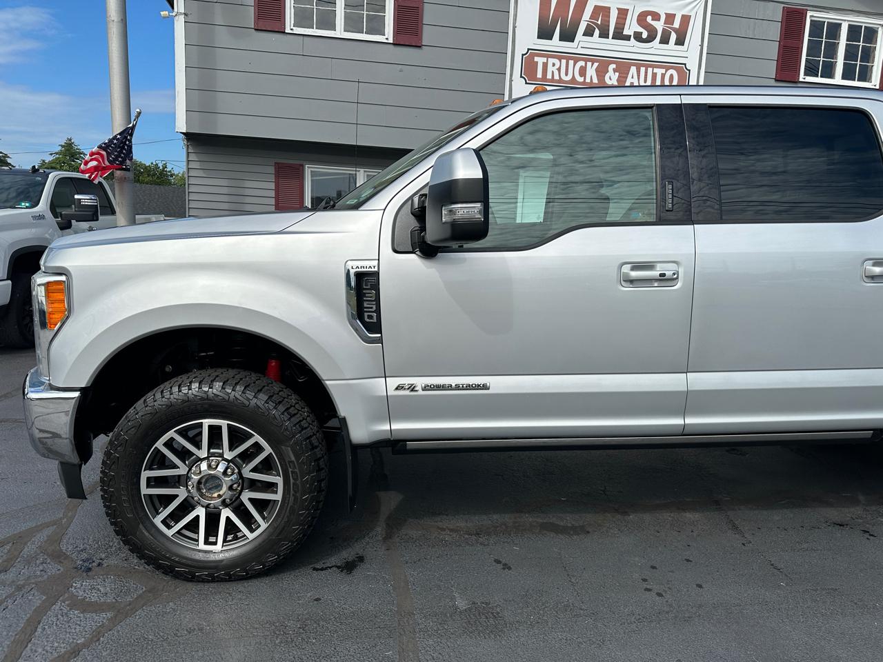 Ford F-350 SD Lariat Crew Cab 4WD 2017