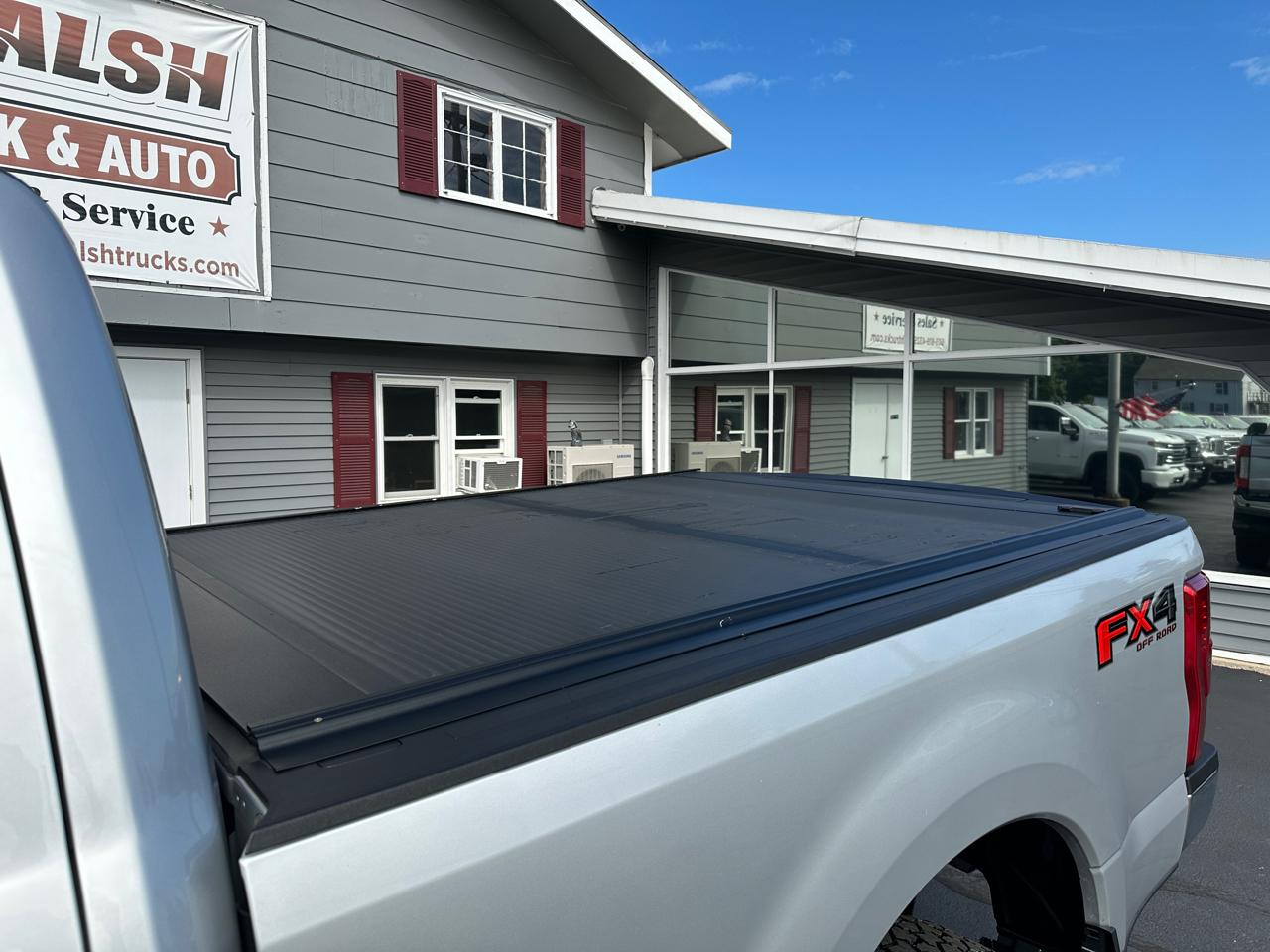 Ford F-350 SD Lariat Crew Cab 4WD 2017