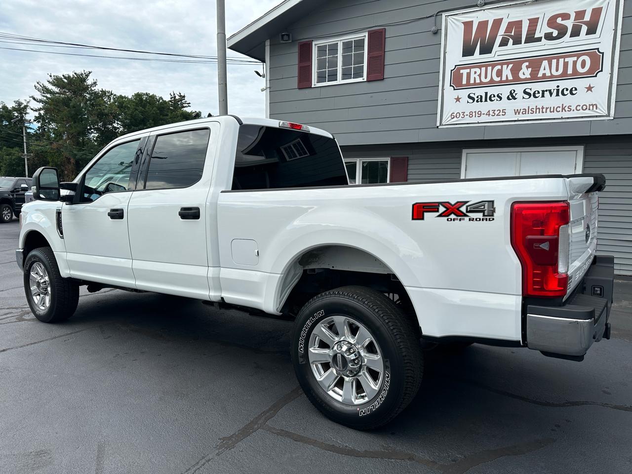 Ford F-250 SD XLT Crew Cab Short Bed 4WD 2017