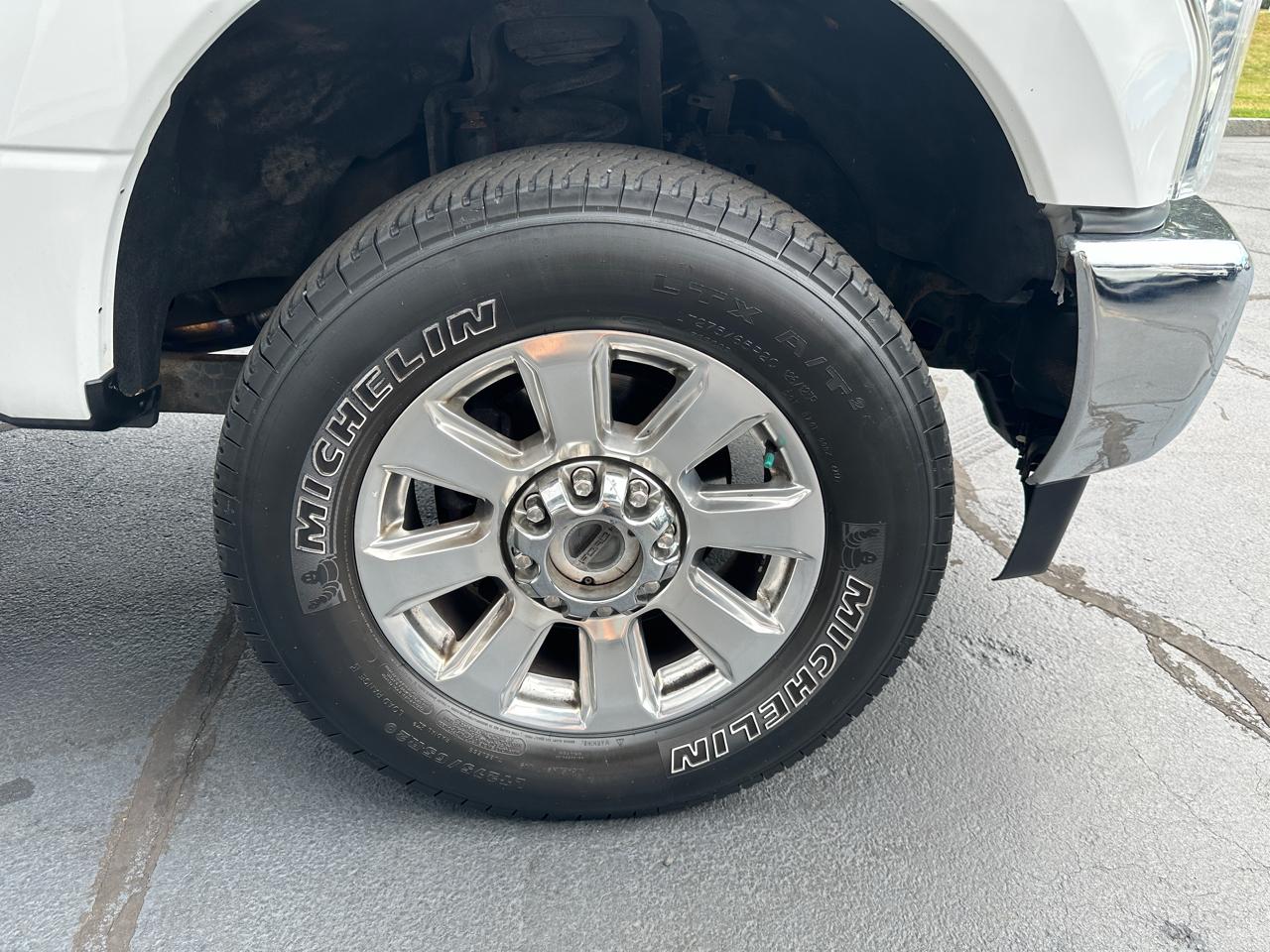 Ford F-250 SD XLT Crew Cab Short Bed 4WD 2017