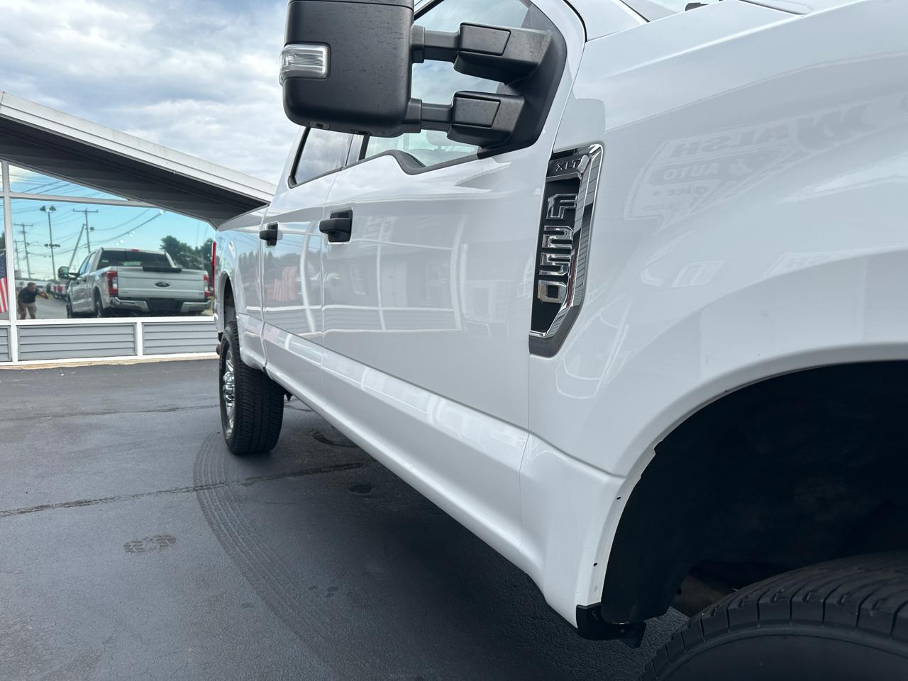 Ford F-250 SD XLT Crew Cab Short Bed 4WD 2017