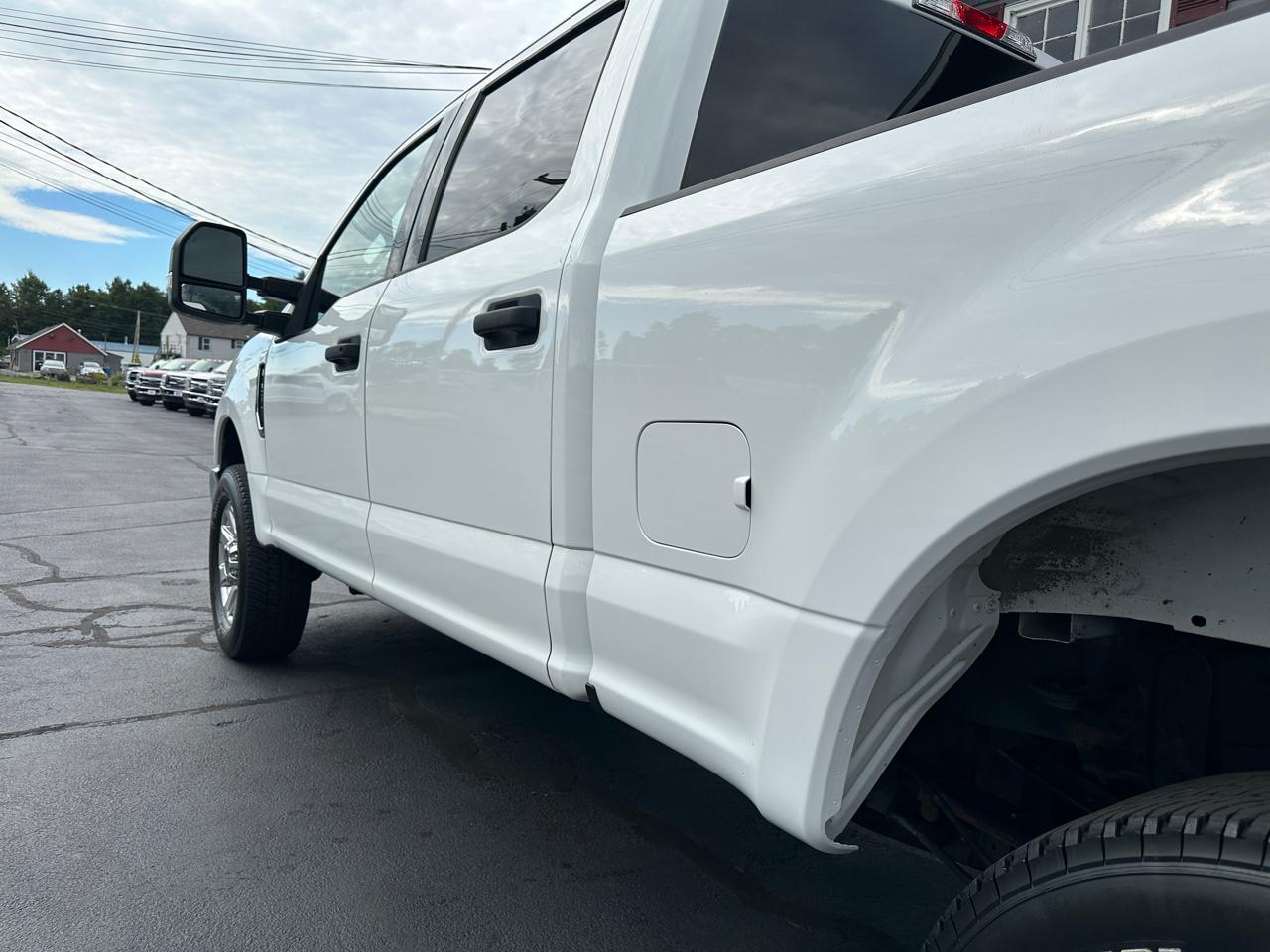Ford F-250 SD XLT Crew Cab Short Bed 4WD 2017