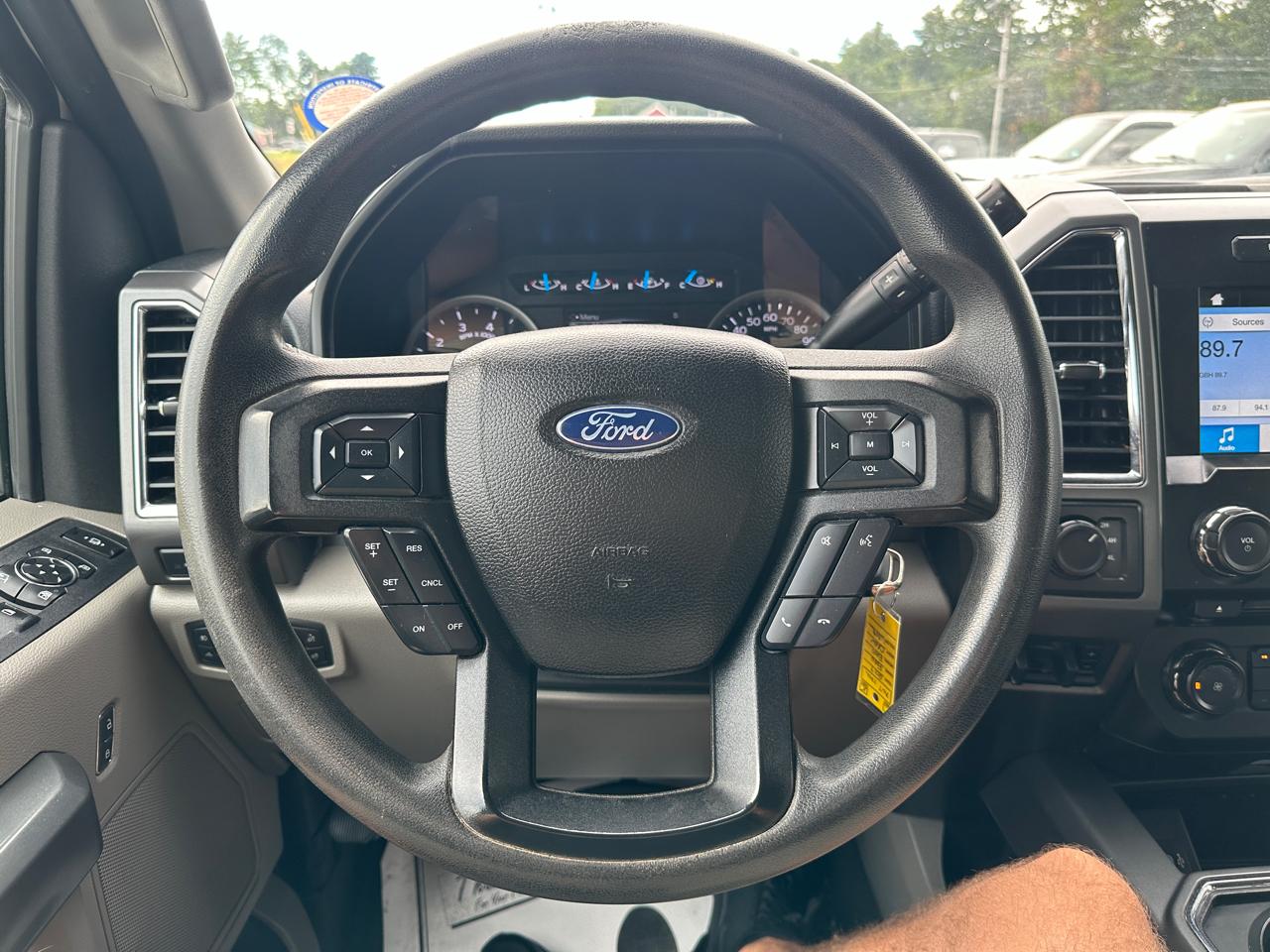 Ford F-250 SD XLT Crew Cab Short Bed 4WD 2017