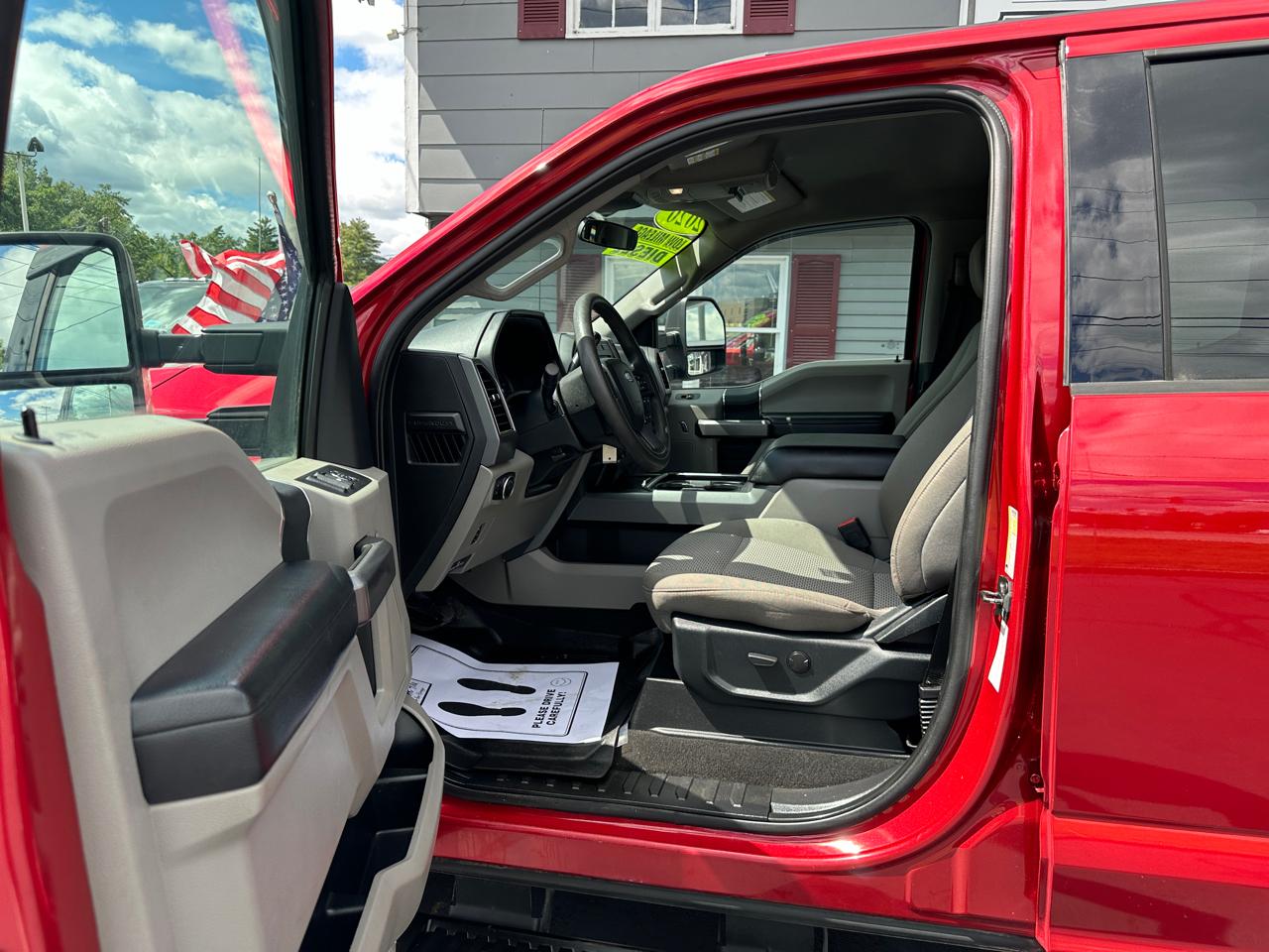 Ford F-350 SD XLT Crew Cab 4WD 2020