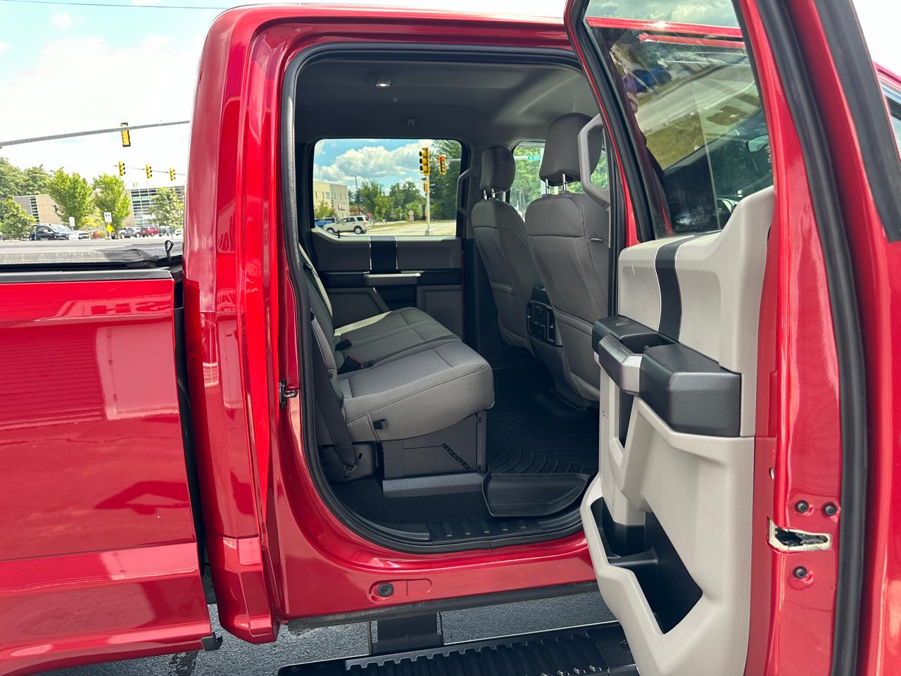 Ford F-350 SD XLT Crew Cab 4WD 2020