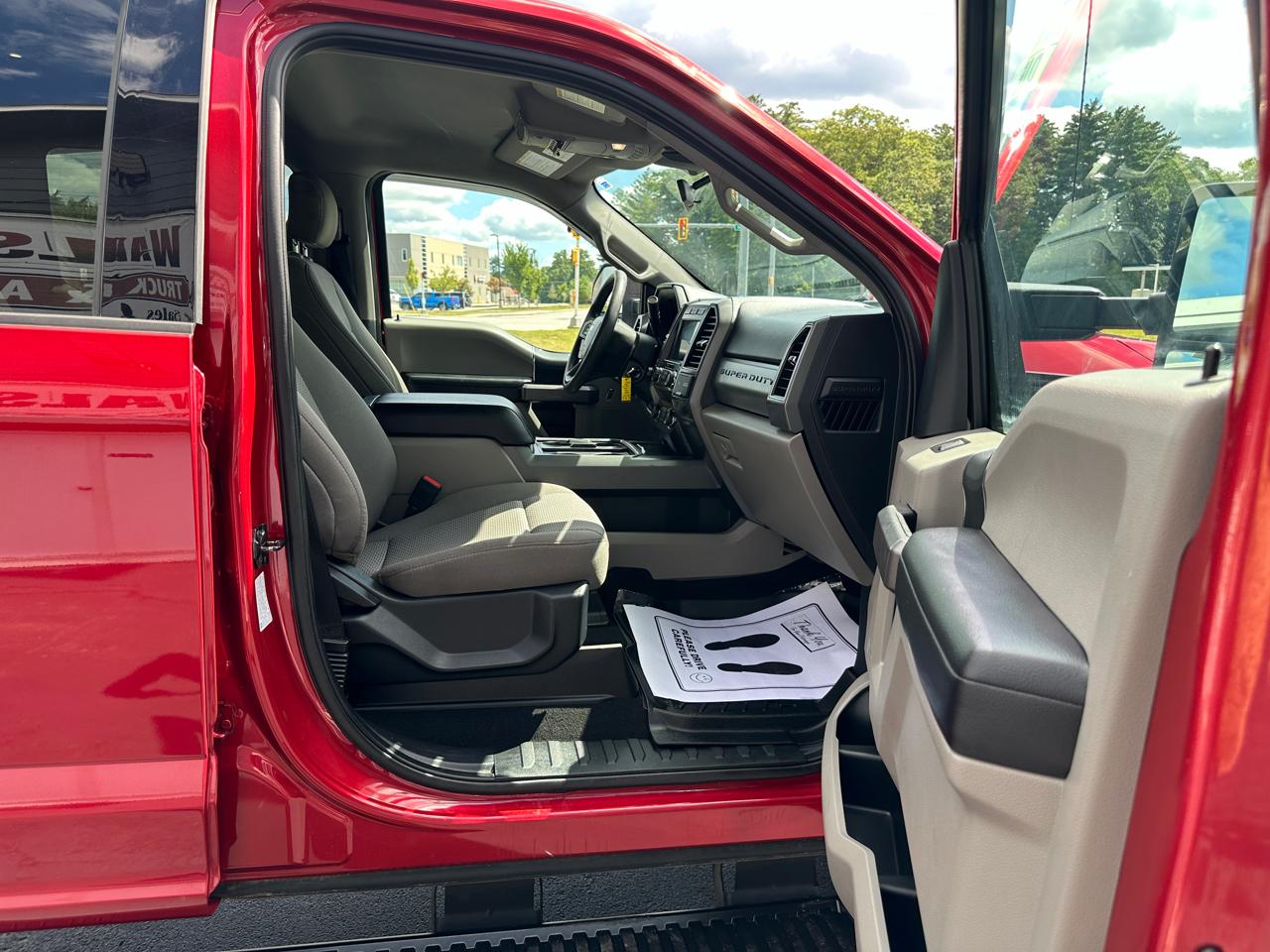 Ford F-350 SD XLT Crew Cab 4WD 2020