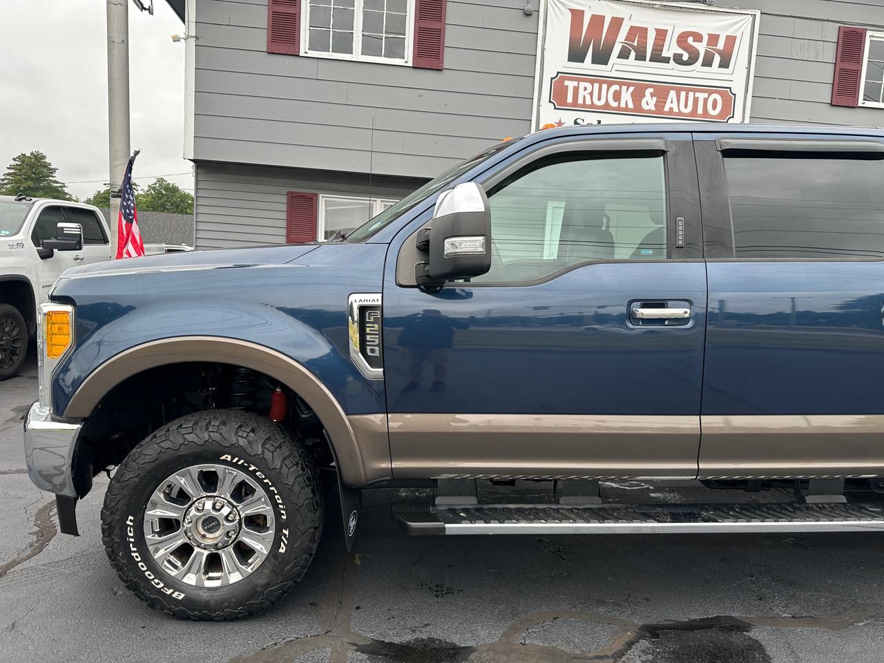 Ford F-250 SD Lariat Crew Cab 4WD 2017