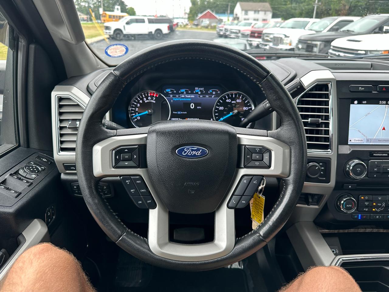 Ford F-250 SD Lariat Crew Cab 4WD 2017