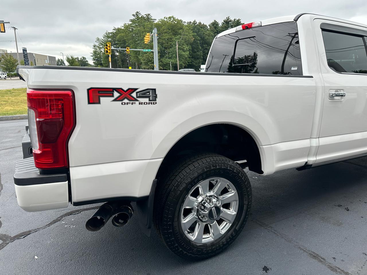 Ford F-350 SD Platinum Crew Cab 4WD 2018