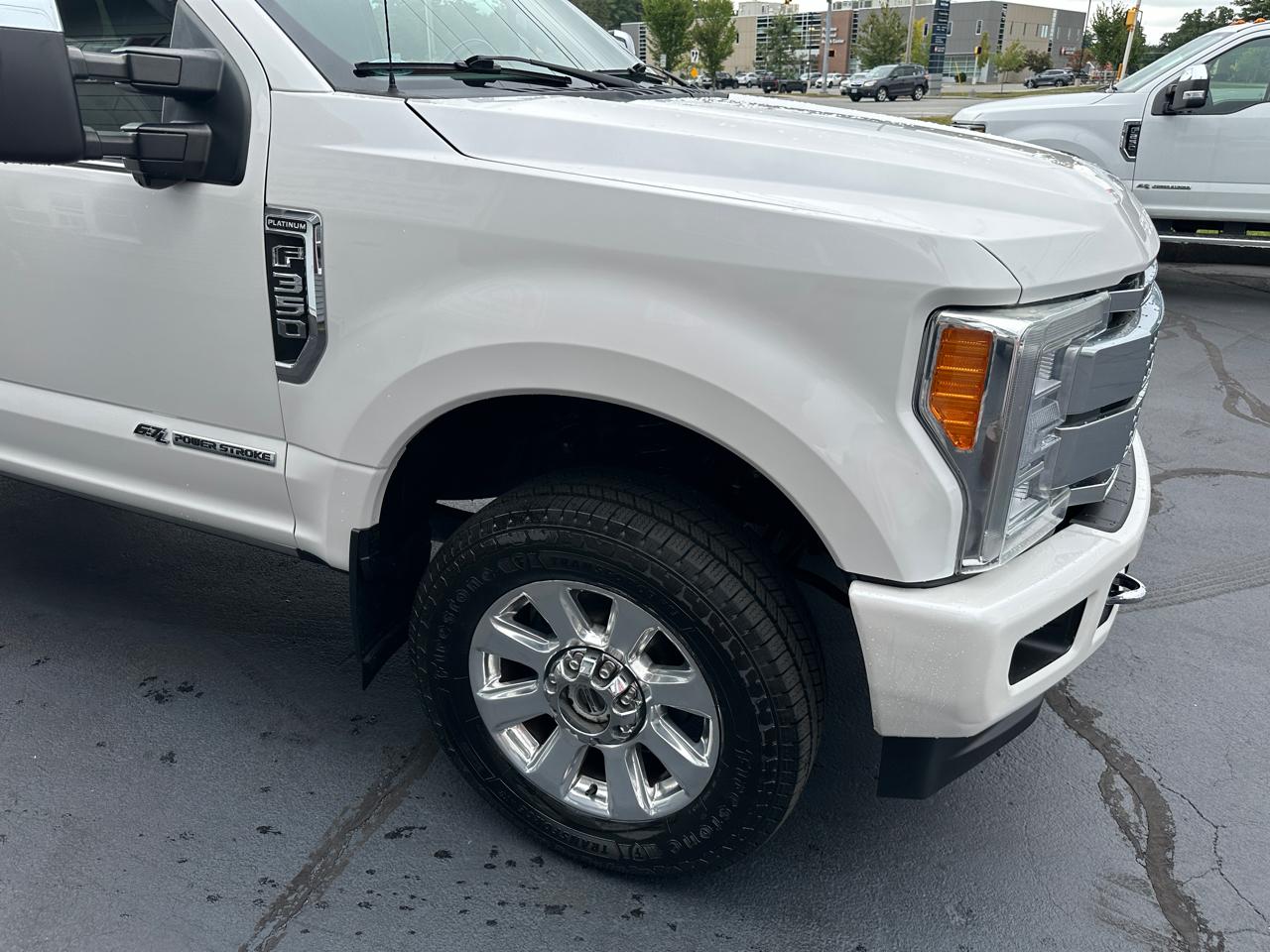 Ford F-350 SD Platinum Crew Cab 4WD 2018