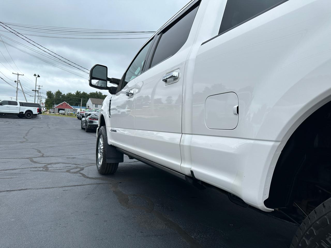 Ford F-350 SD Platinum Crew Cab 4WD 2018