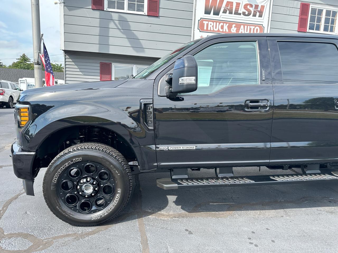 Ford F-350 SD Lariat Crew Cab 4WD 2019