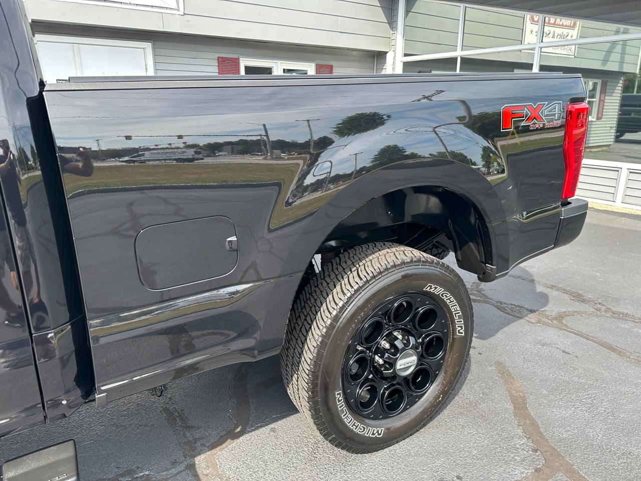 Ford F-350 SD Lariat Crew Cab 4WD 2019