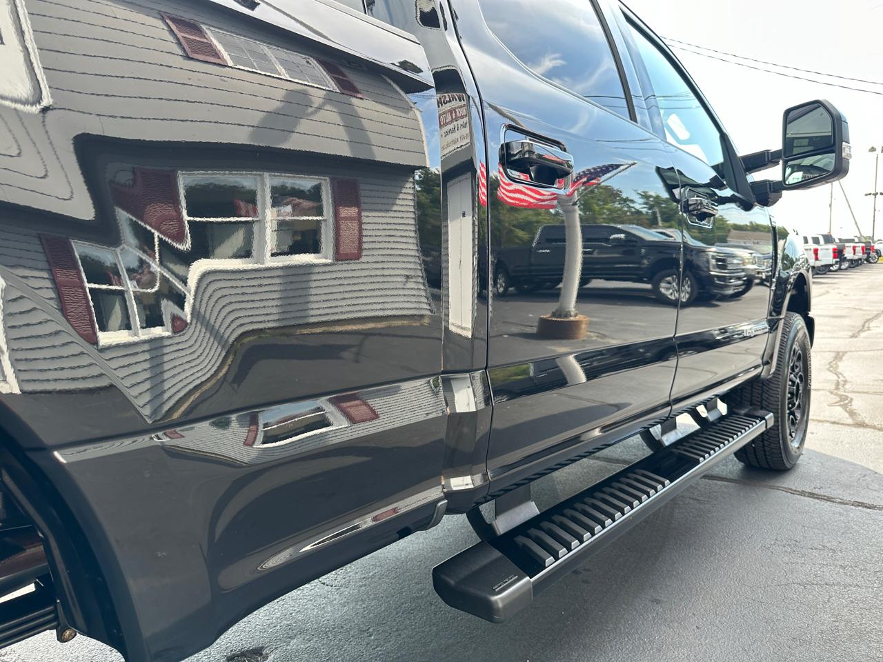 Ford F-350 SD Lariat Crew Cab 4WD 2019