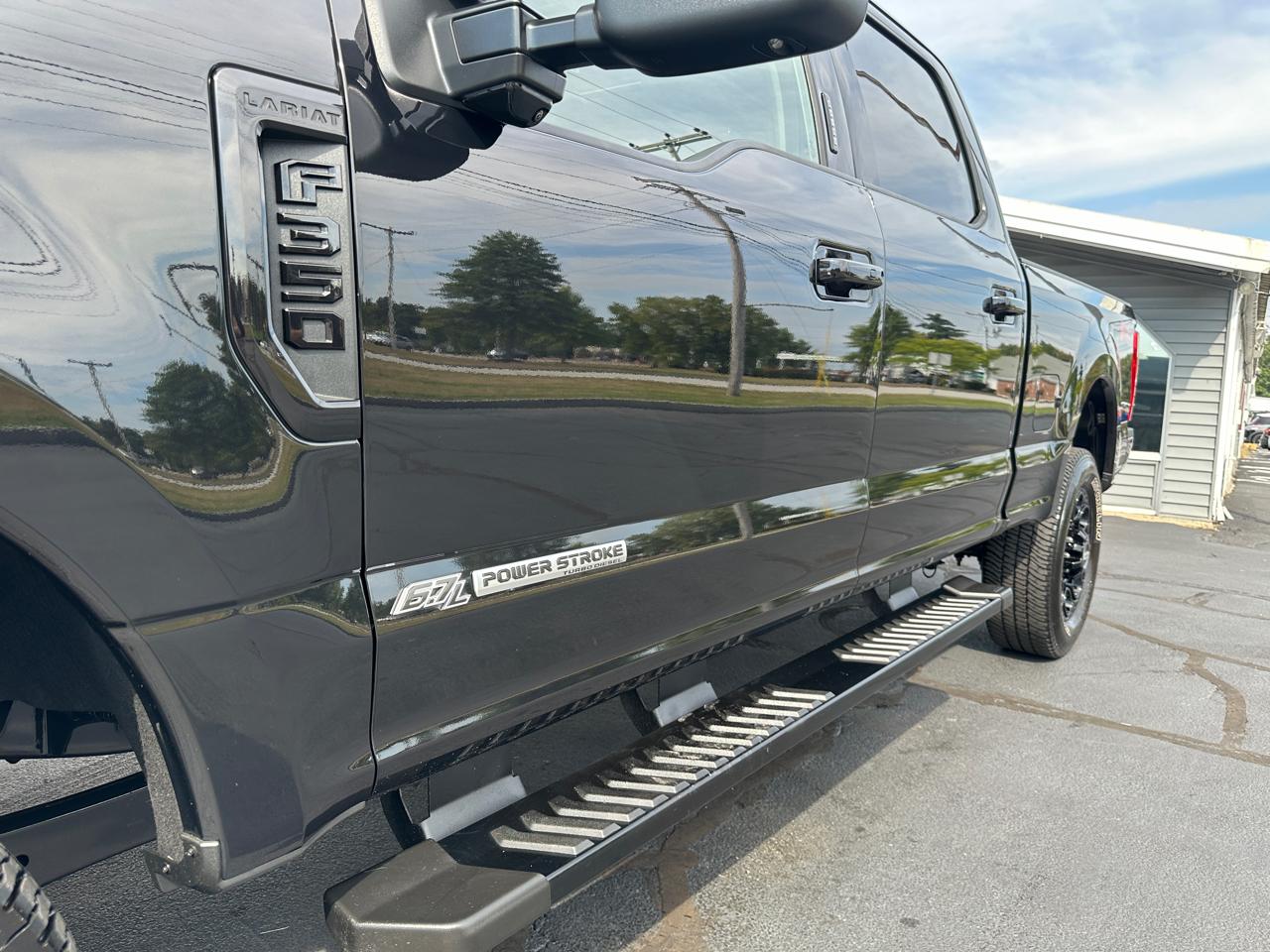 Ford F-350 SD Lariat Crew Cab 4WD 2019
