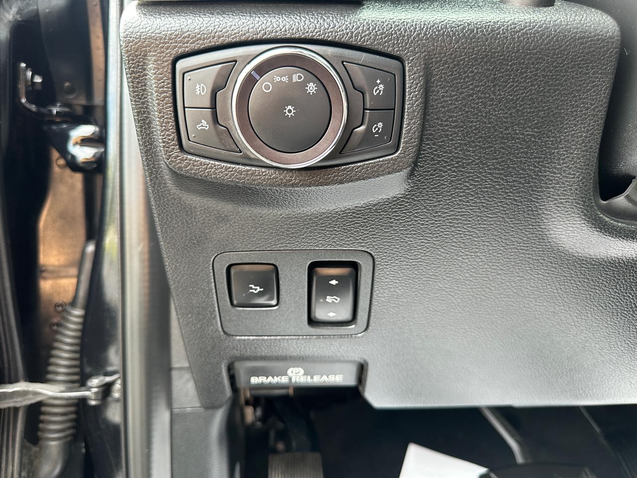Ford F-350 SD Lariat Crew Cab 4WD 2019