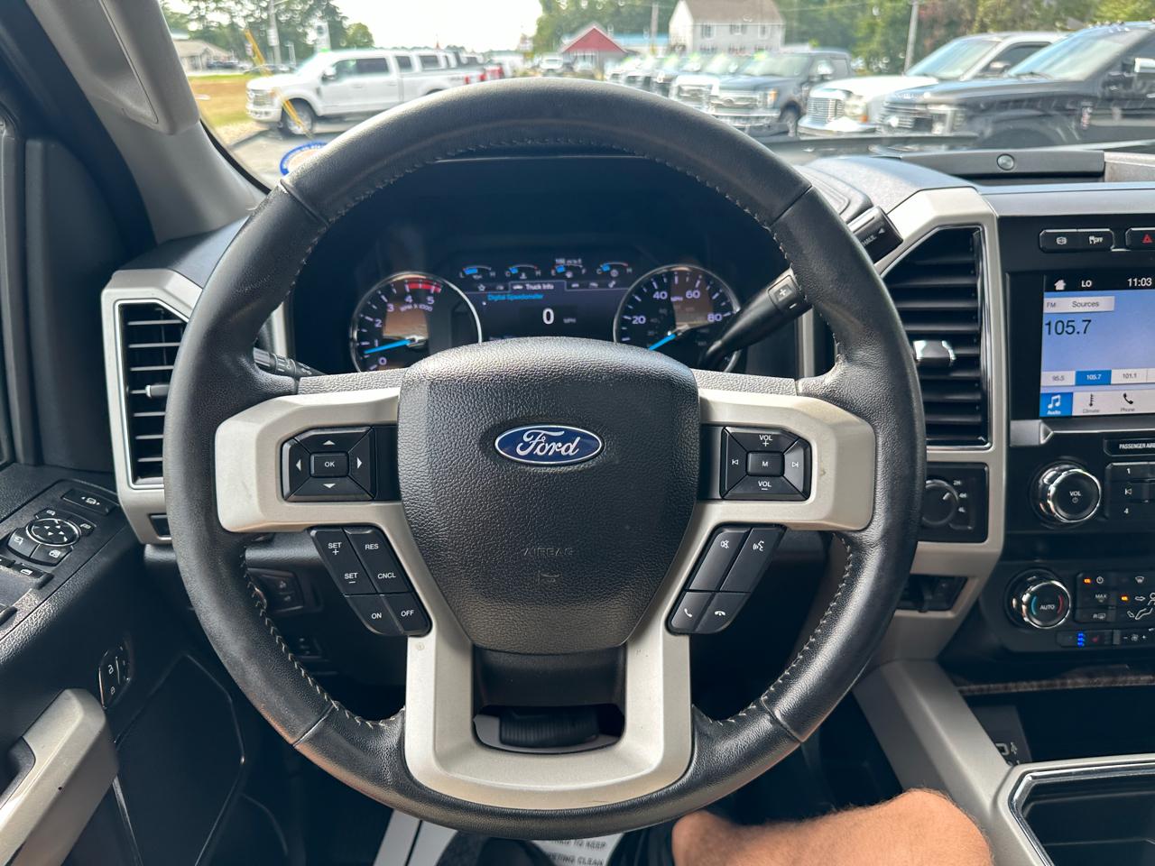 Ford F-350 SD Lariat Crew Cab 4WD 2019