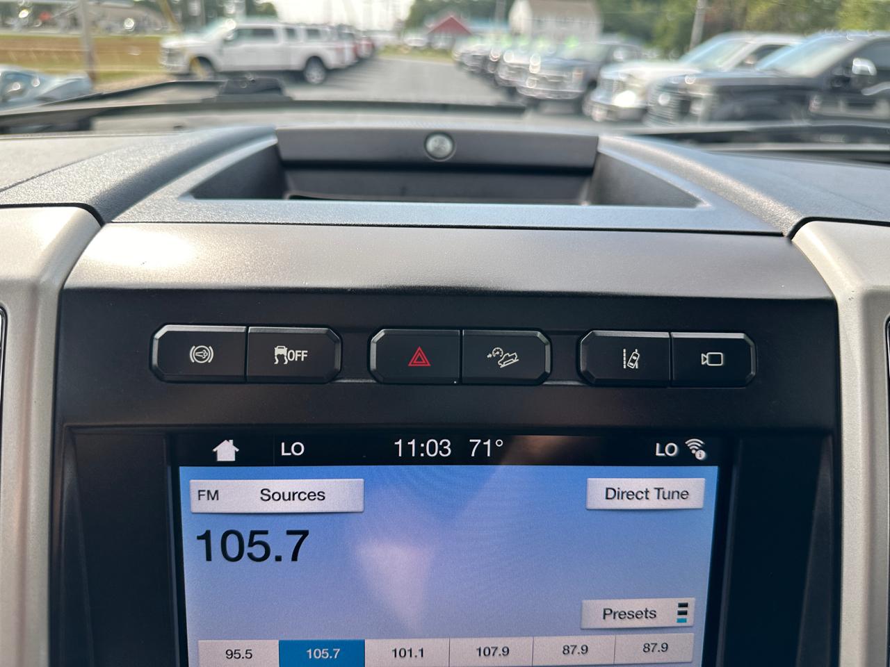Ford F-350 SD Lariat Crew Cab 4WD 2019