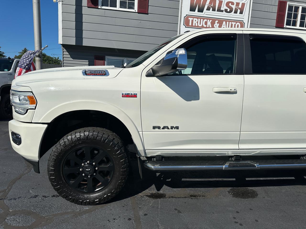 RAM 2500 Laramie Crew Cab 4WD 2019