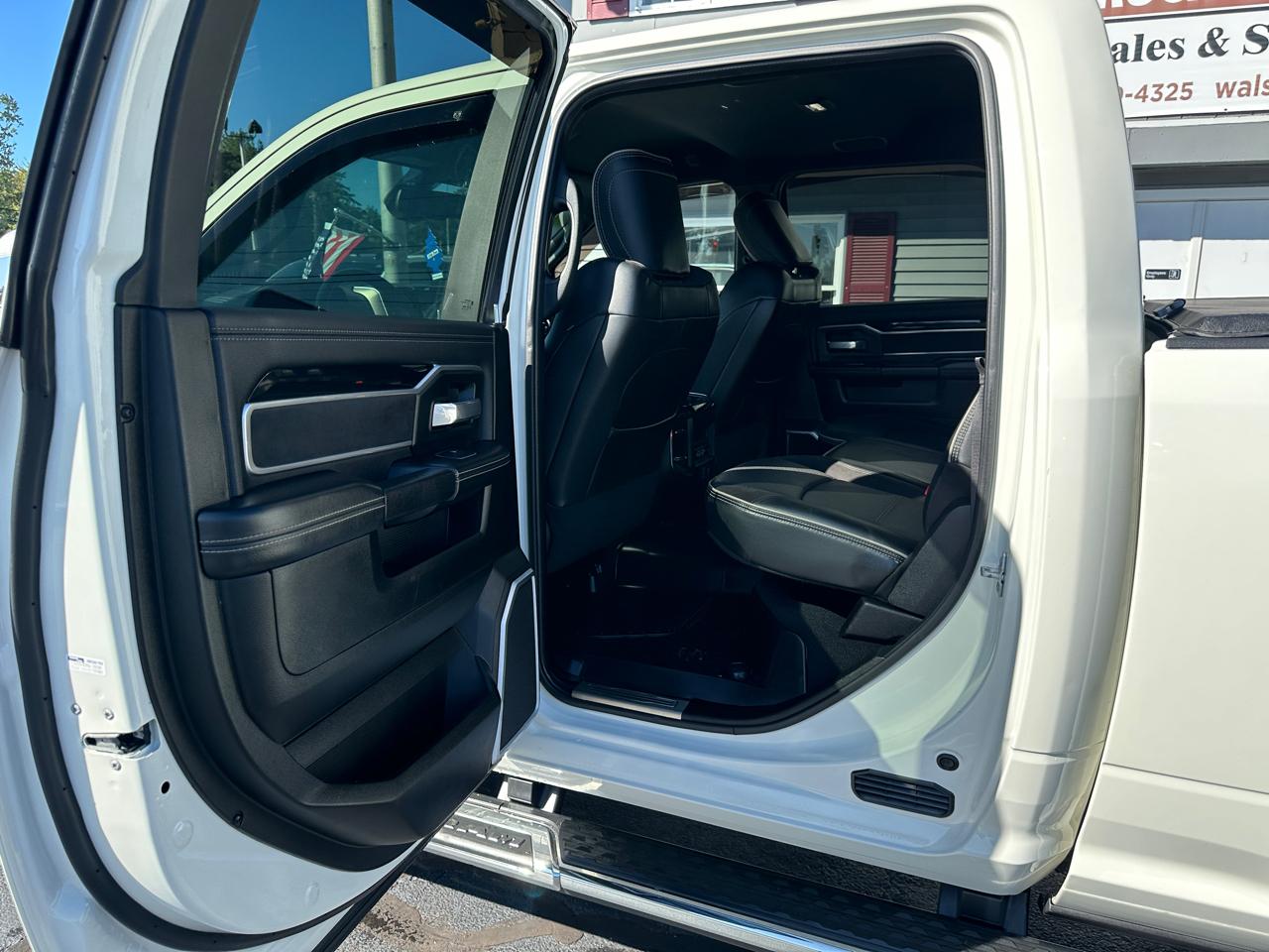 RAM 2500 Laramie Crew Cab 4WD 2019
