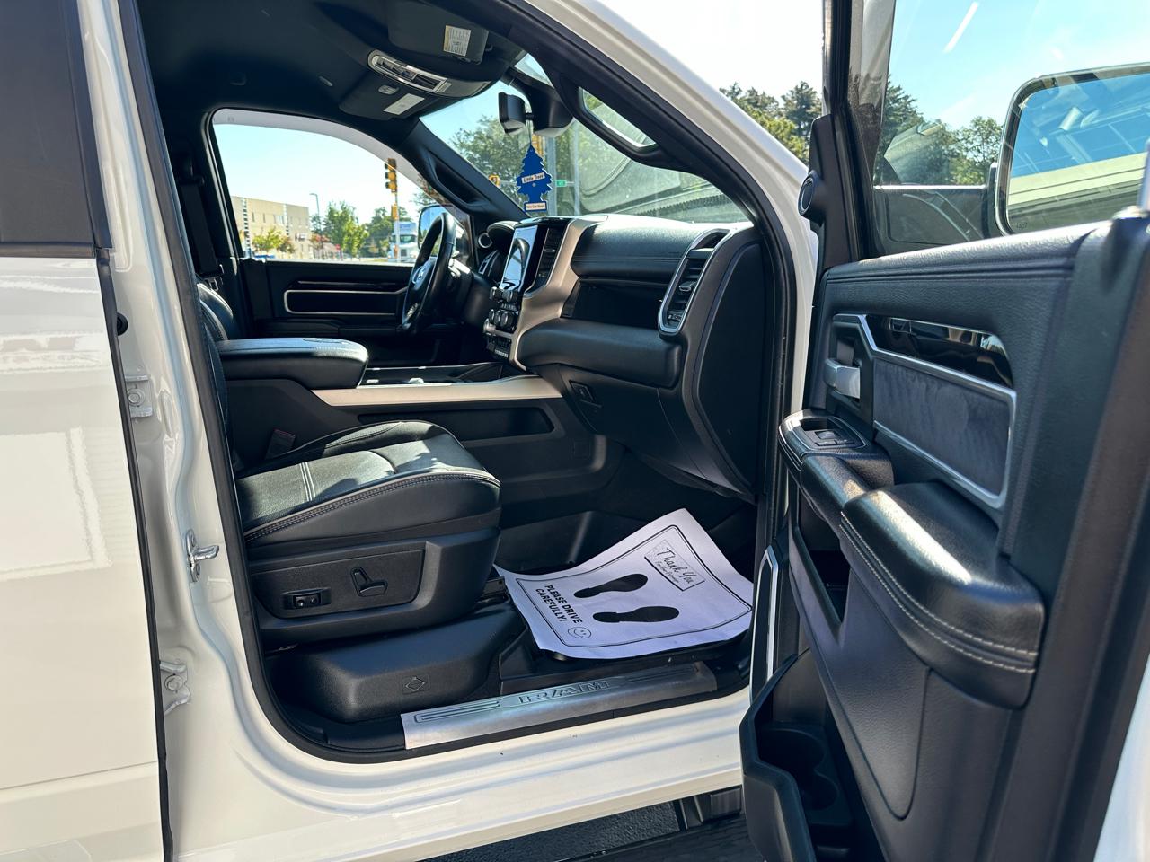 RAM 2500 Laramie Crew Cab 4WD 2019