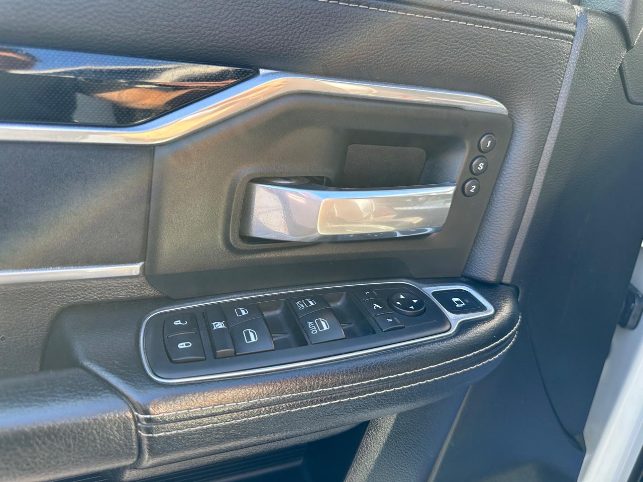 RAM 2500 Laramie Crew Cab 4WD 2019