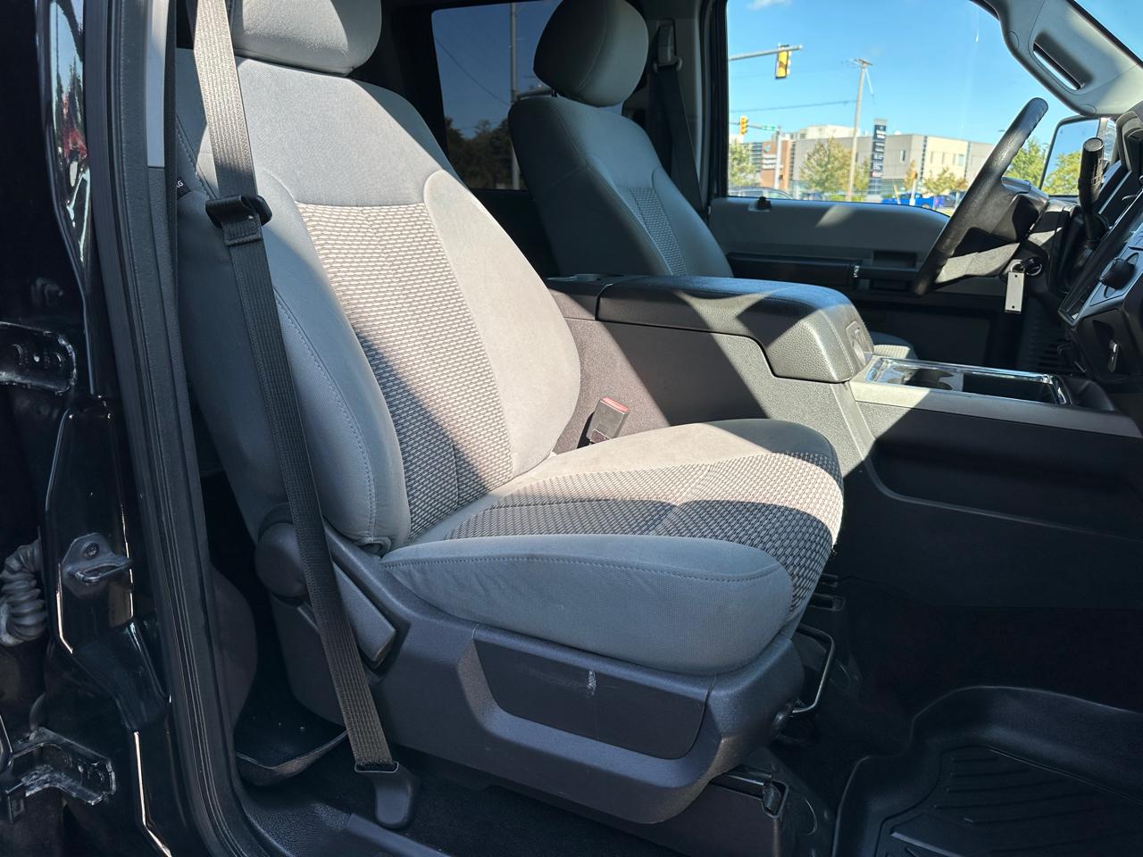 Ford F-250 SD XLT Crew Cab Short Bed 4WD 2014