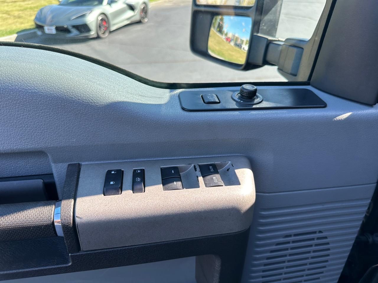 Ford F-250 SD XLT Crew Cab Short Bed 4WD 2014