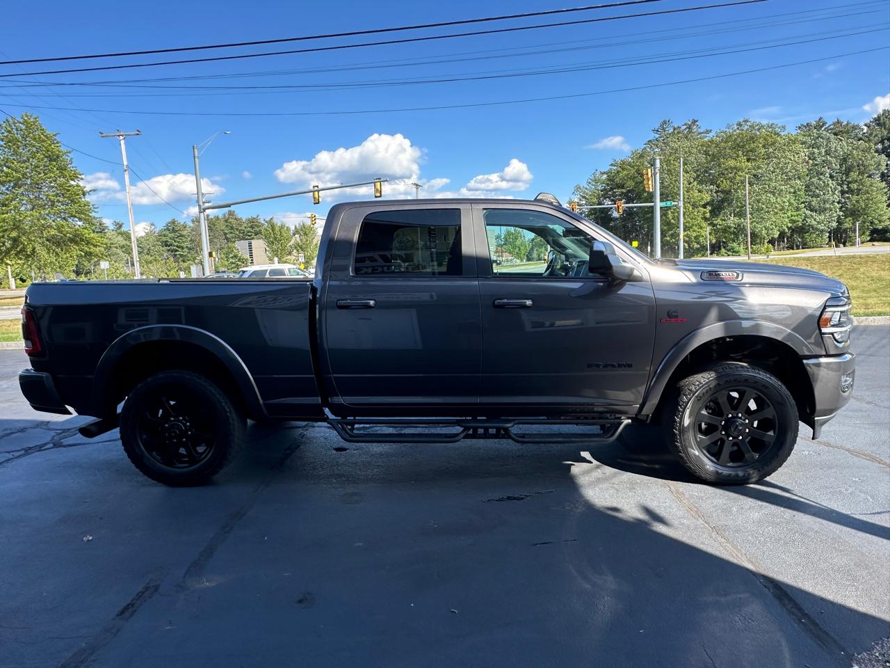 RAM 3500 Laramie Crew Cab SWB 4WD 2020