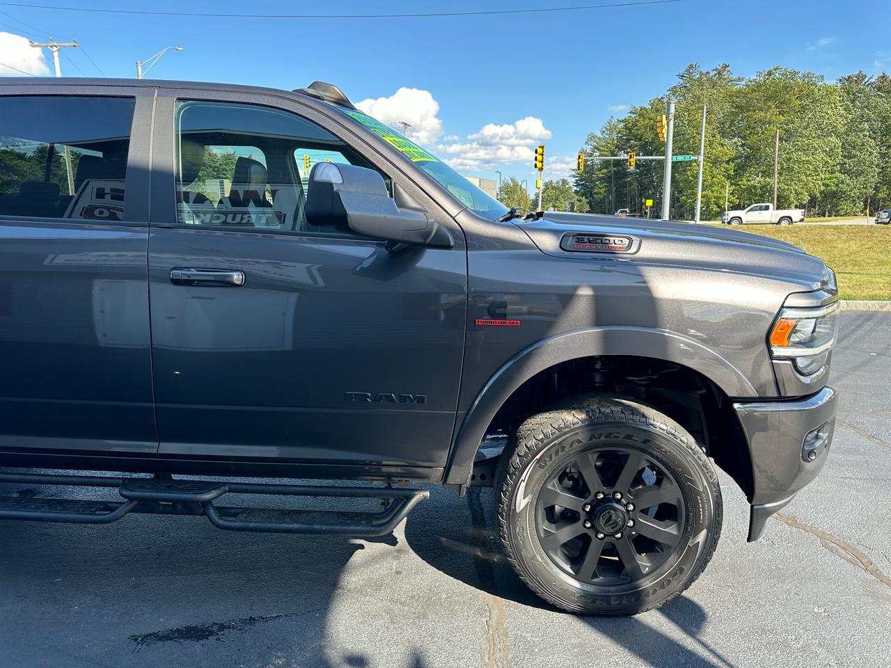 RAM 3500 Laramie Crew Cab SWB 4WD 2020