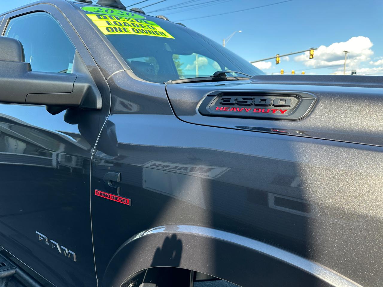 RAM 3500 Laramie Crew Cab SWB 4WD 2020