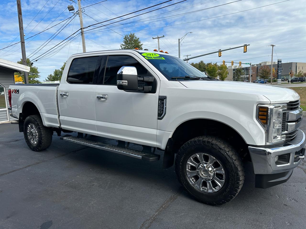Ford F-350 SD XLT Crew Cab Short Bed 4WD 2018