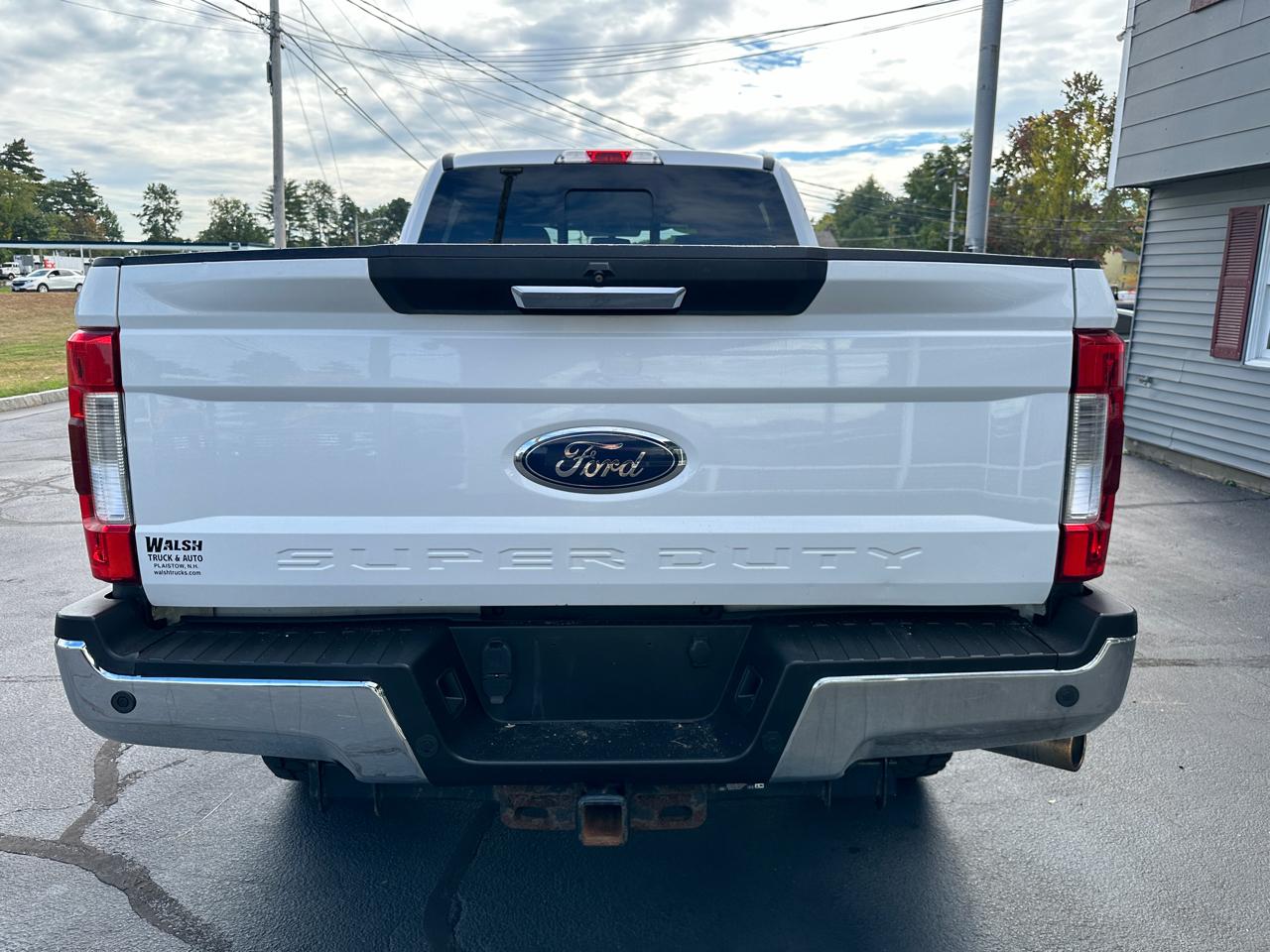 Ford F-350 SD XLT Crew Cab Short Bed 4WD 2018