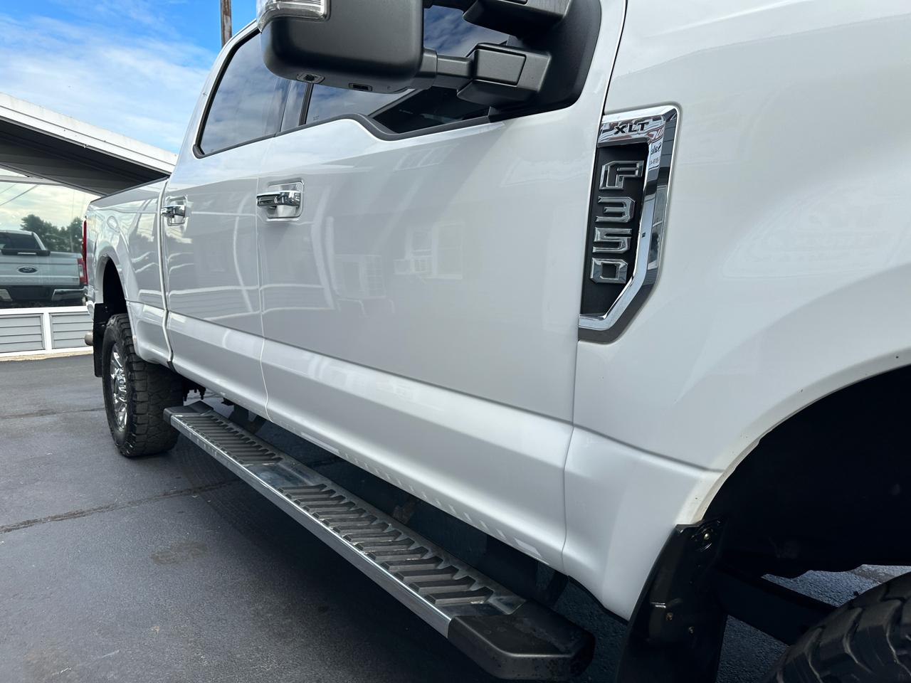 Ford F-350 SD XLT Crew Cab Short Bed 4WD 2018
