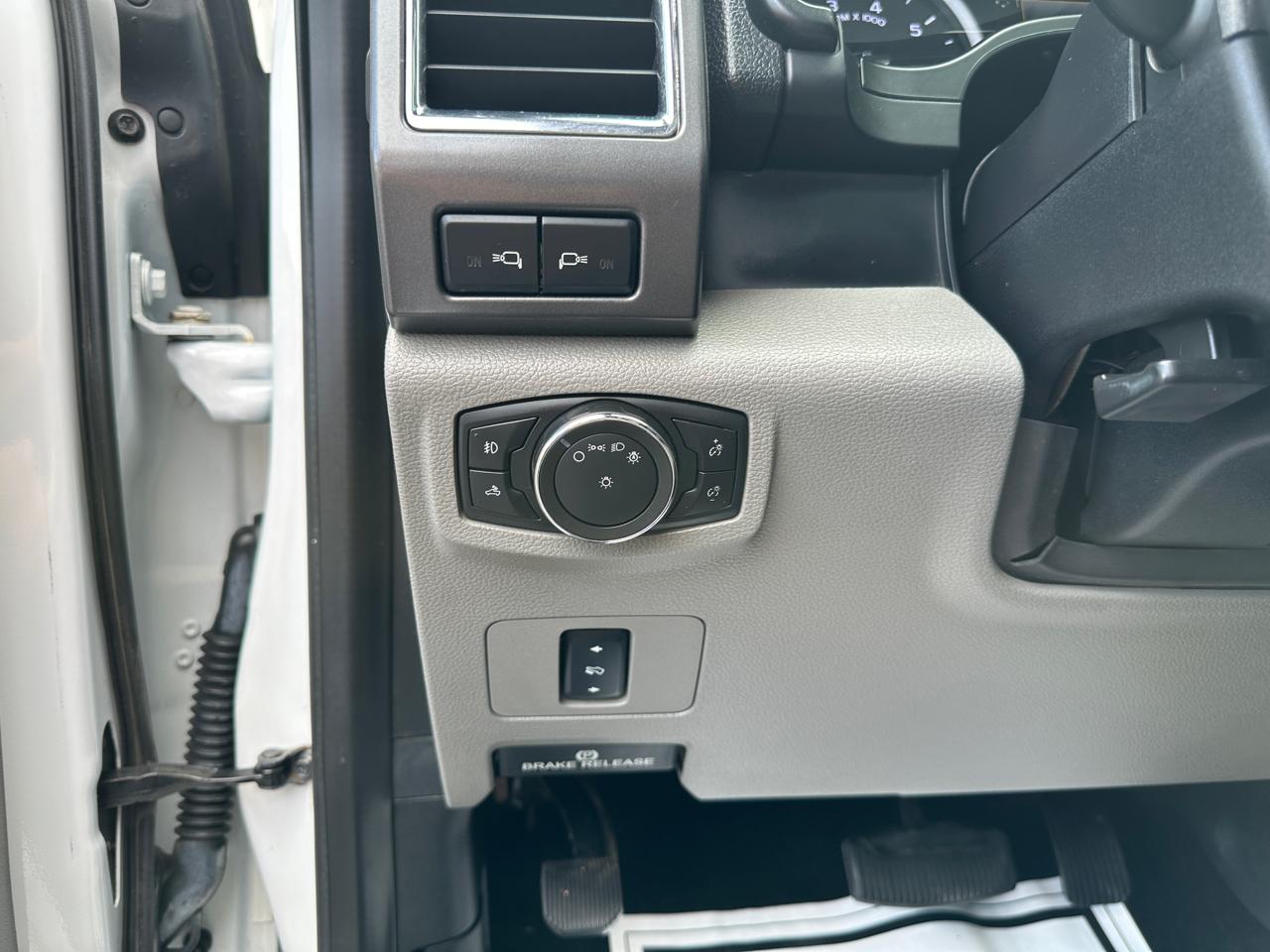 Ford F-350 SD XLT Crew Cab Short Bed 4WD 2018