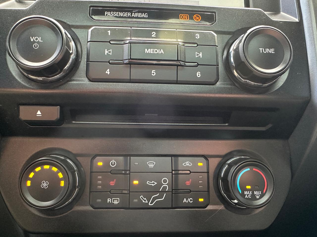 Ford F-350 SD XLT Crew Cab Short Bed 4WD 2018