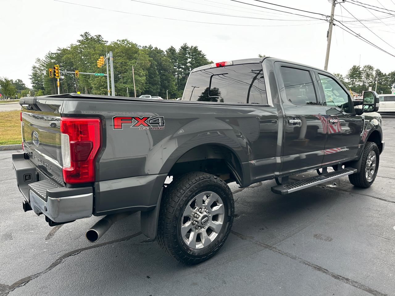 Ford F-350 SD Lariat Crew Cab 4WD 2019