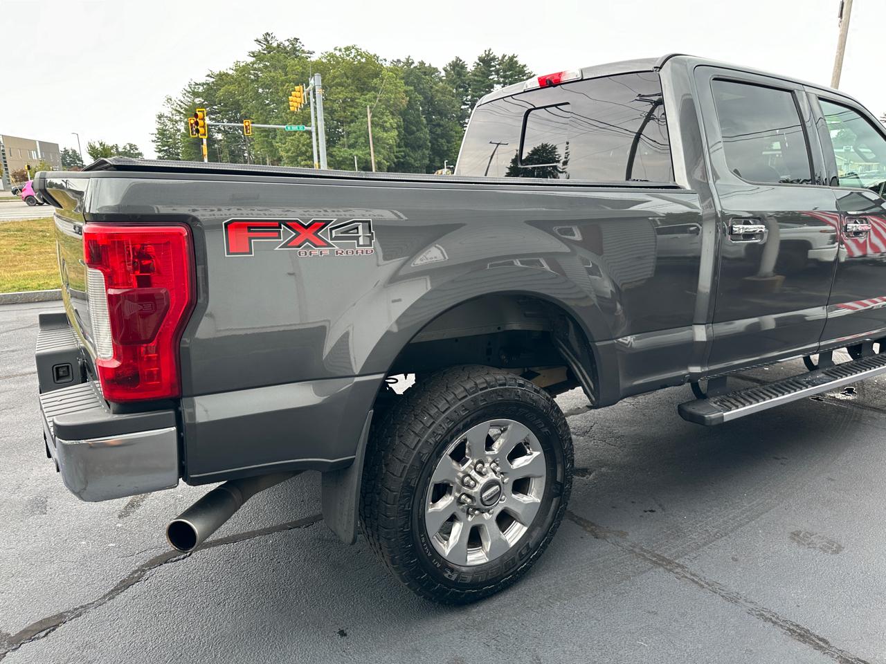Ford F-350 SD Lariat Crew Cab 4WD 2019