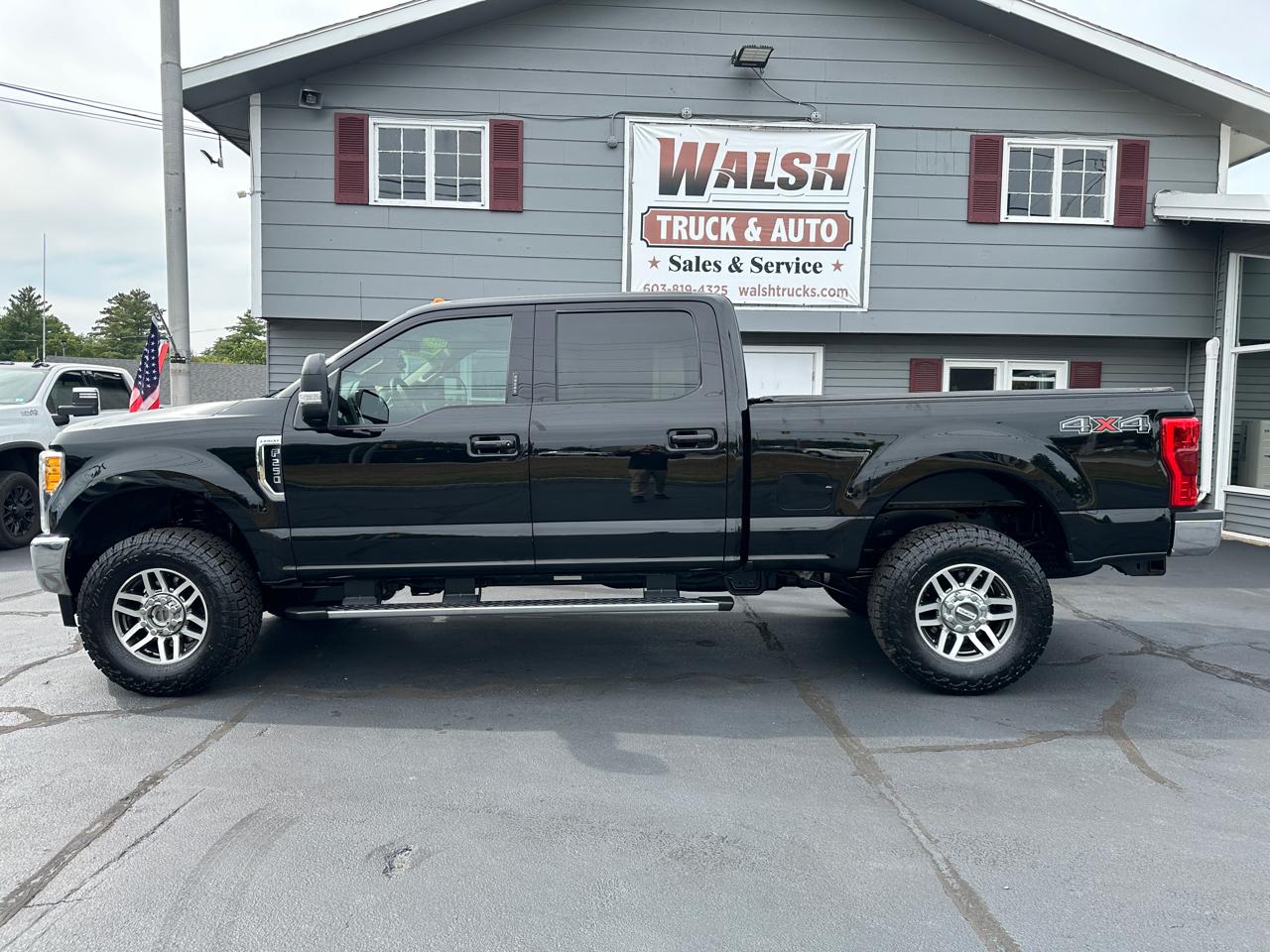 Ford F-250 SD Lariat Crew Cab 4WD 2017
