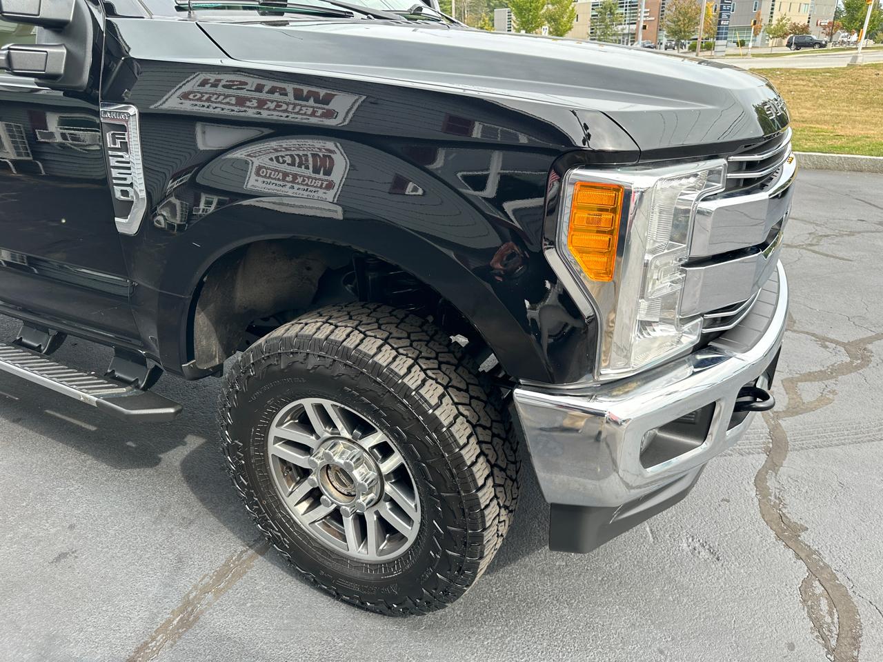Ford F-250 SD Lariat Crew Cab 4WD 2017