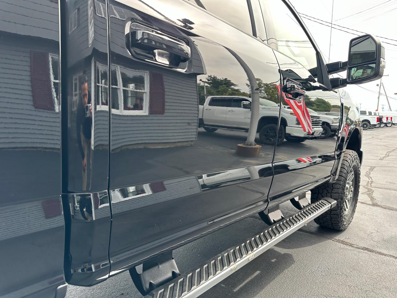 Ford F-250 SD Lariat Crew Cab 4WD 2017