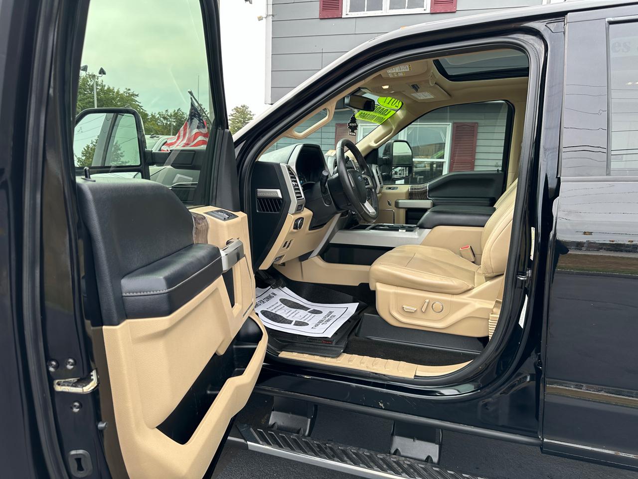 Ford F-250 SD Lariat Crew Cab 4WD 2017
