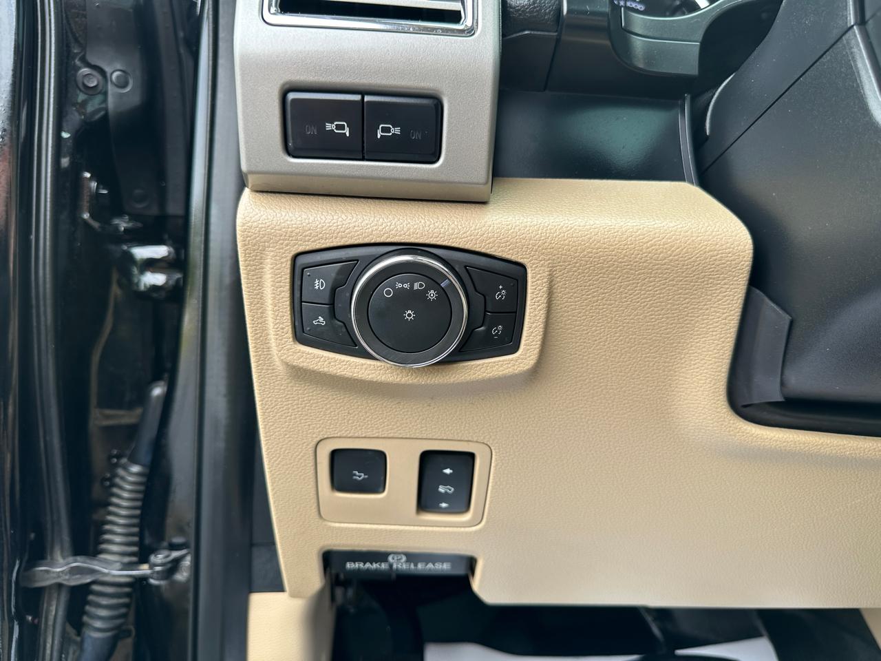 Ford F-250 SD Lariat Crew Cab 4WD 2017