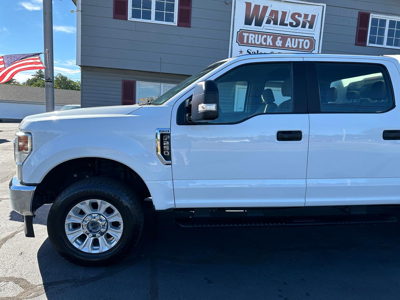 Ford F-250 SD XL Crew Cab 4WD 2022
