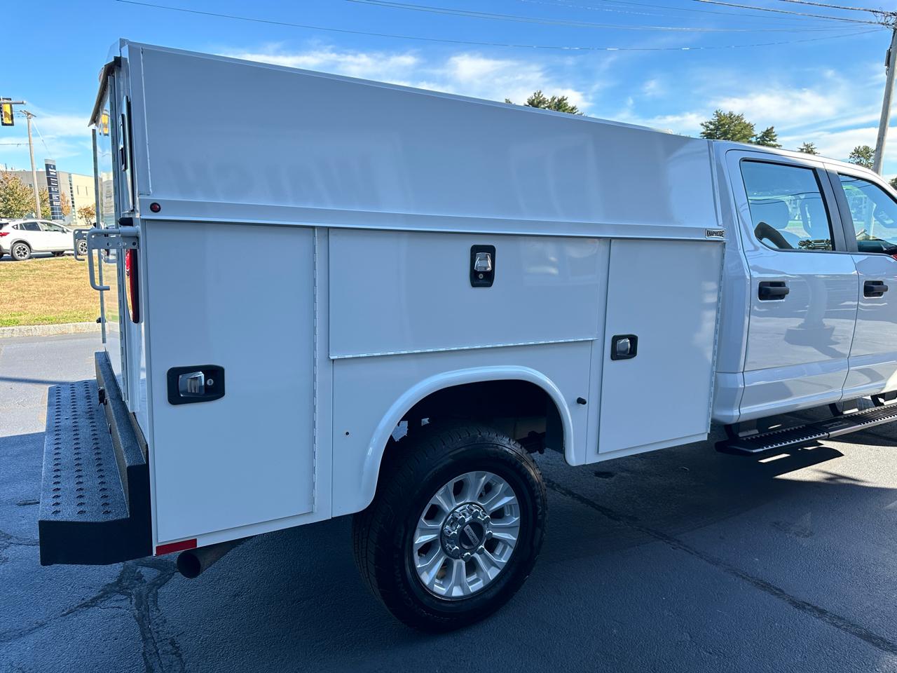 Ford F-250 SD XL Crew Cab 4WD 2022