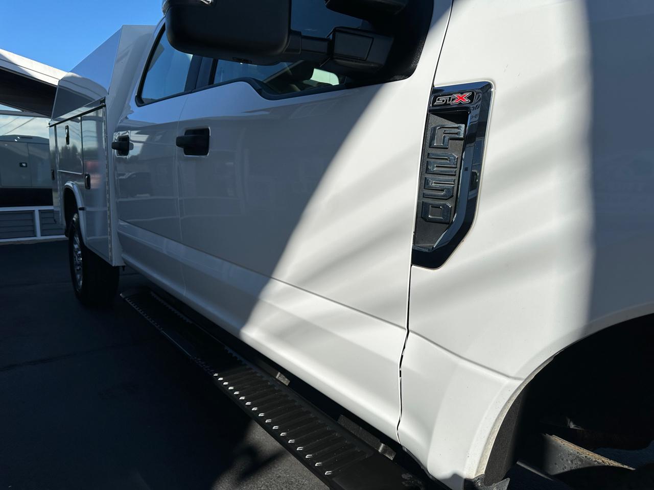 Ford F-250 SD XL Crew Cab 4WD 2022