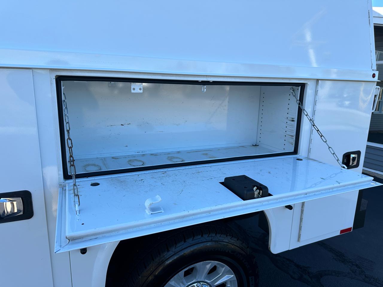 Ford F-250 SD XL Crew Cab 4WD 2022