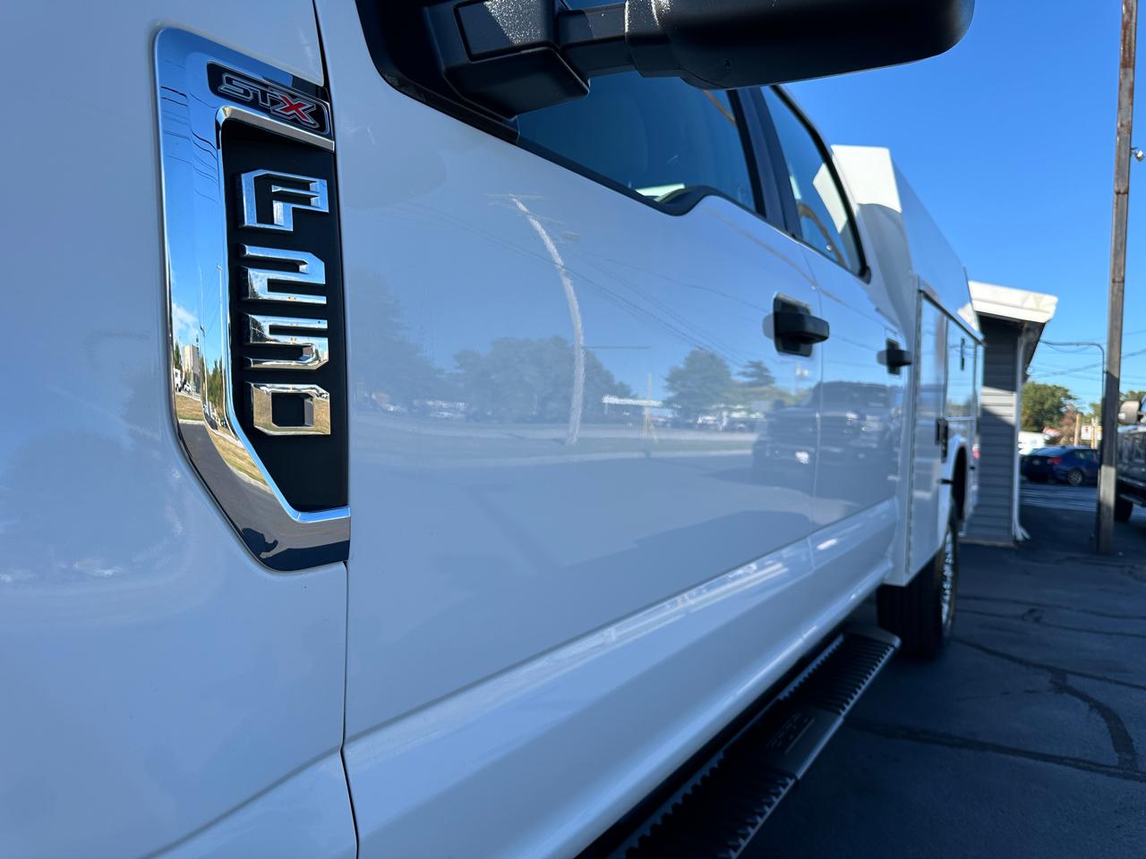 Ford F-250 SD XL Crew Cab 4WD 2022