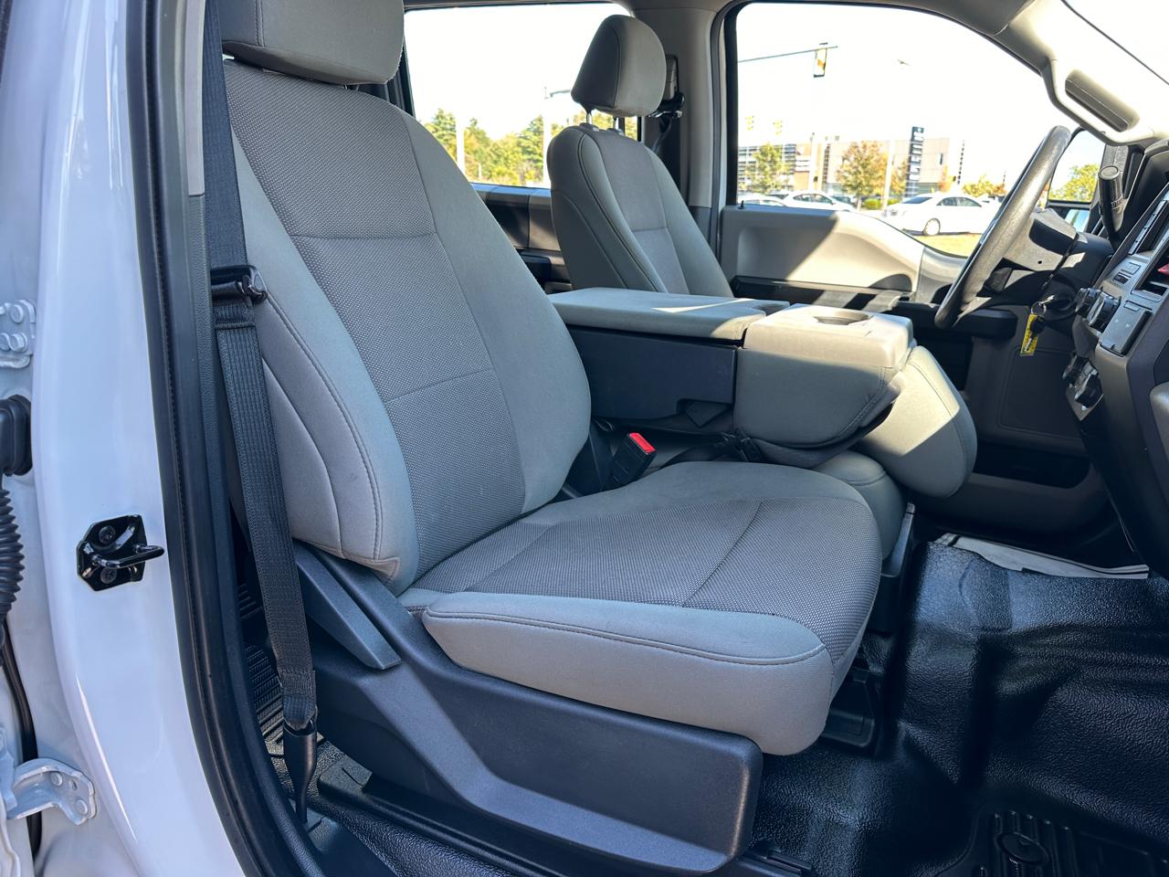 Ford F-250 SD XL Crew Cab 4WD 2022